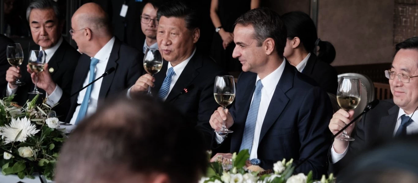 Οι κυρίες «έκλεψαν» την παράσταση στο επίσημο δείπνο για τον πρόεδρο της Κίνας - Πως εμφανίστηκαν;